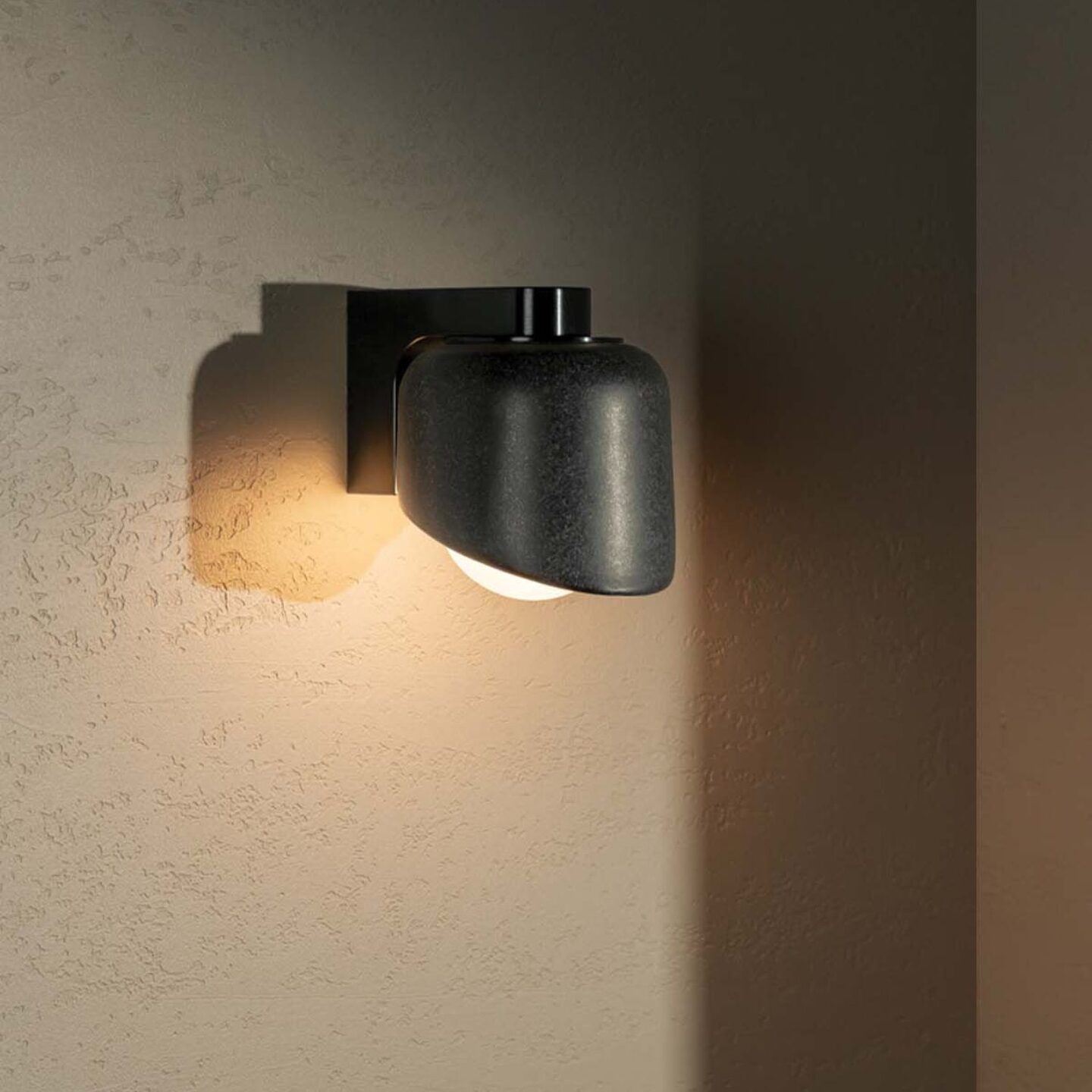 Terra 0.5 Wall Light Lead, Brushed Black